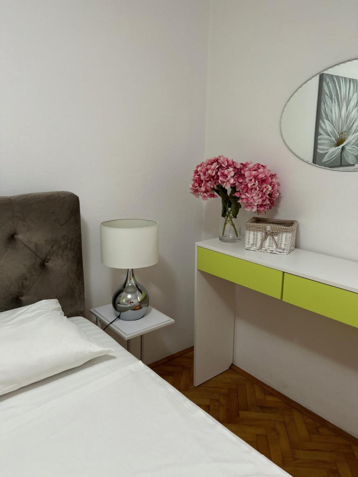 Apartments And Rooms Diana Zadar Luaran gambar